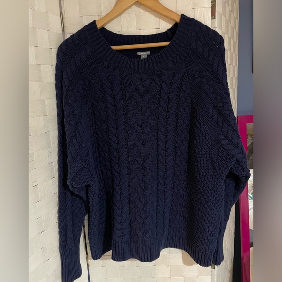 Aerie Cable Knit Sweater Navy size M - Picture 1 of 5
